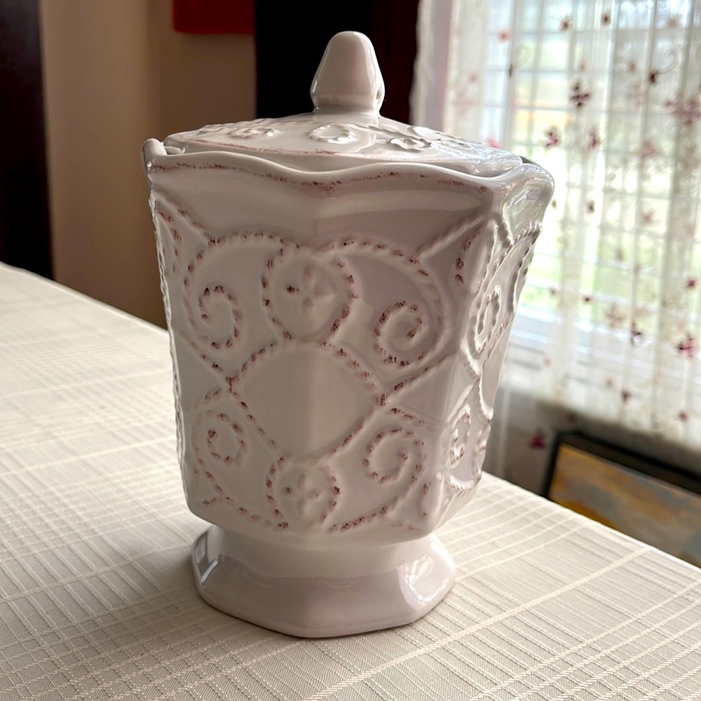 NEW Gourmet Expressions Great Room Cream Canister